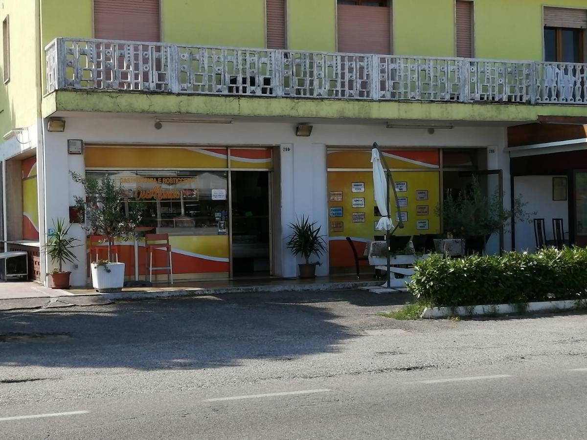 Il Mare Alla Finestra Cavallino-Treporti Exteriör bild